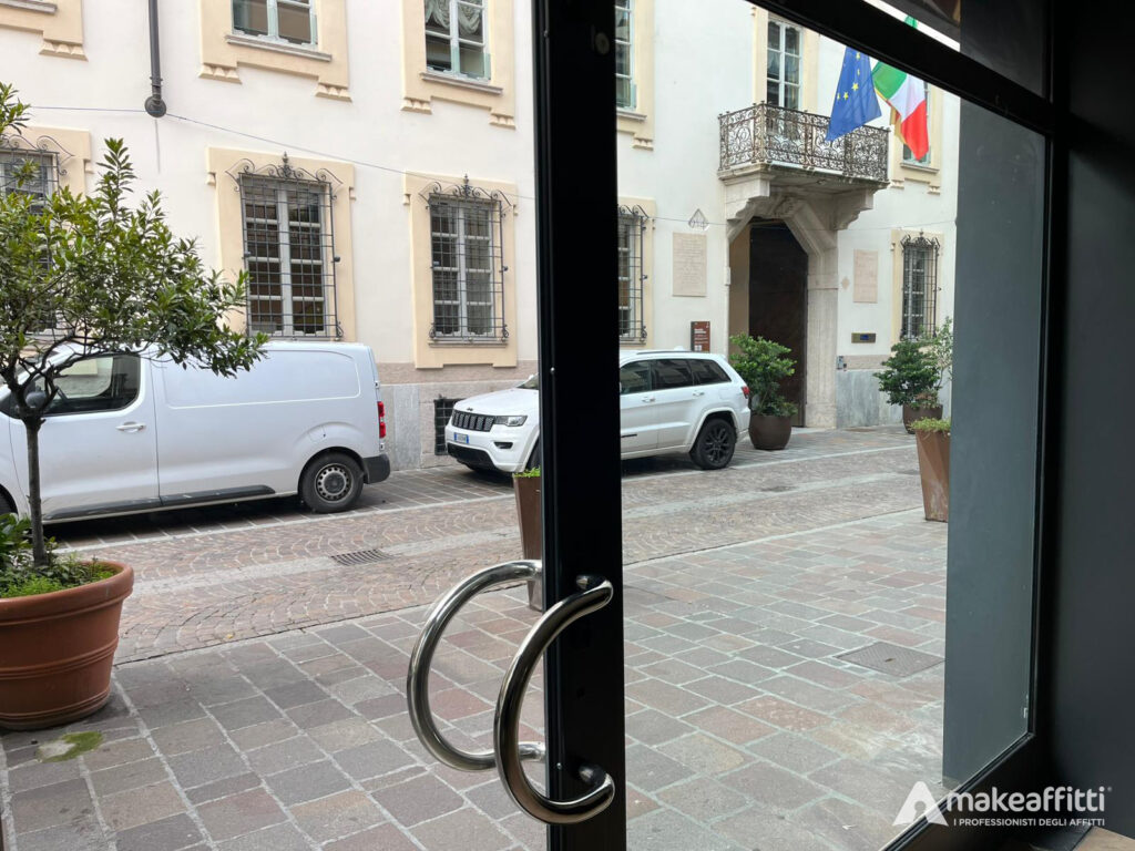 WhatsApp Image 2025-11-20 at 15.59.55