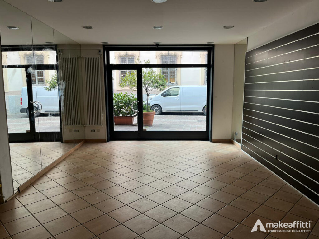 WhatsApp Image 2025-11-20 at 15.59.57 (2)