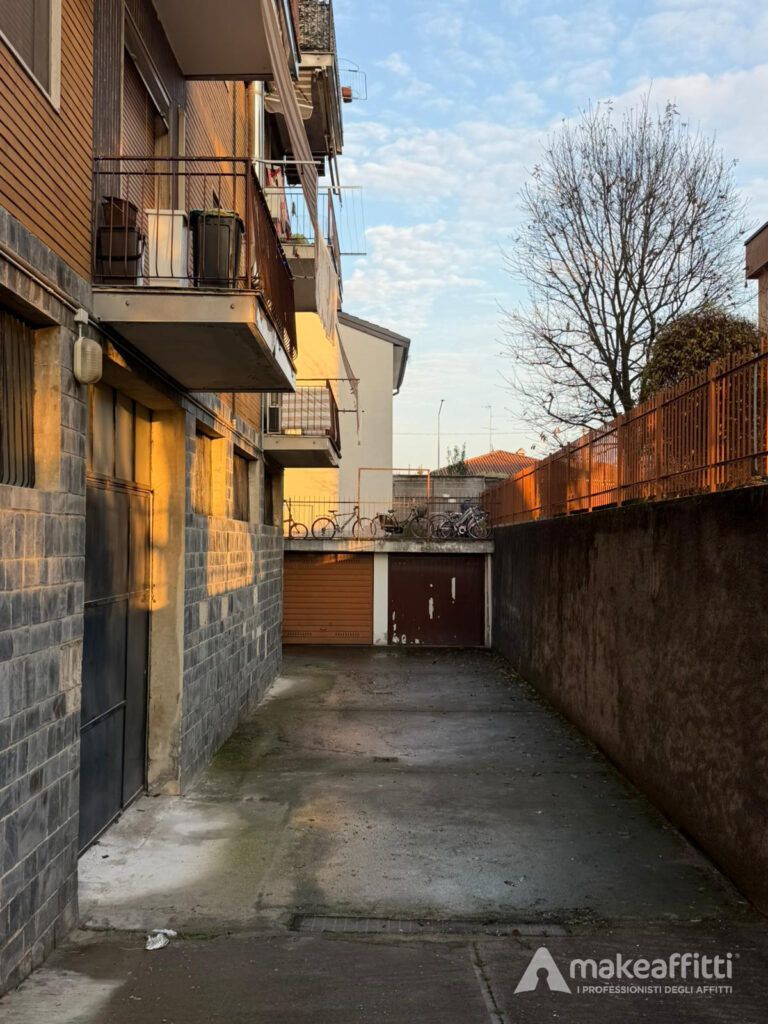 WhatsApp Image 2025-12-05 at 18.46.44 (1)