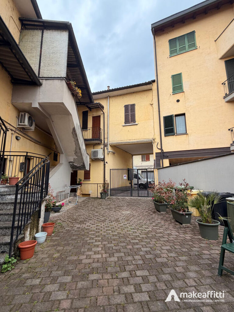 WhatsApp Image 2026-04-13 at 11.04.48 (10)