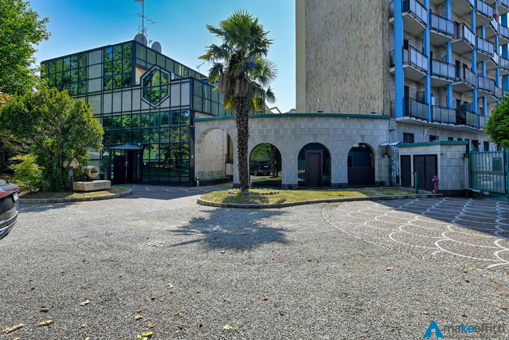 _Z624064_hdr